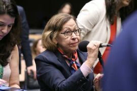 Imagem da notícia Comissão aprova uso de hora-aula no cálculo da jornada docente